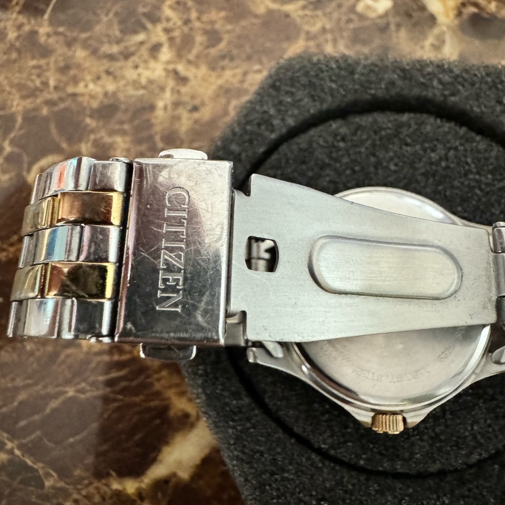 Citizen Quartz Watch - Picture 5 of 5